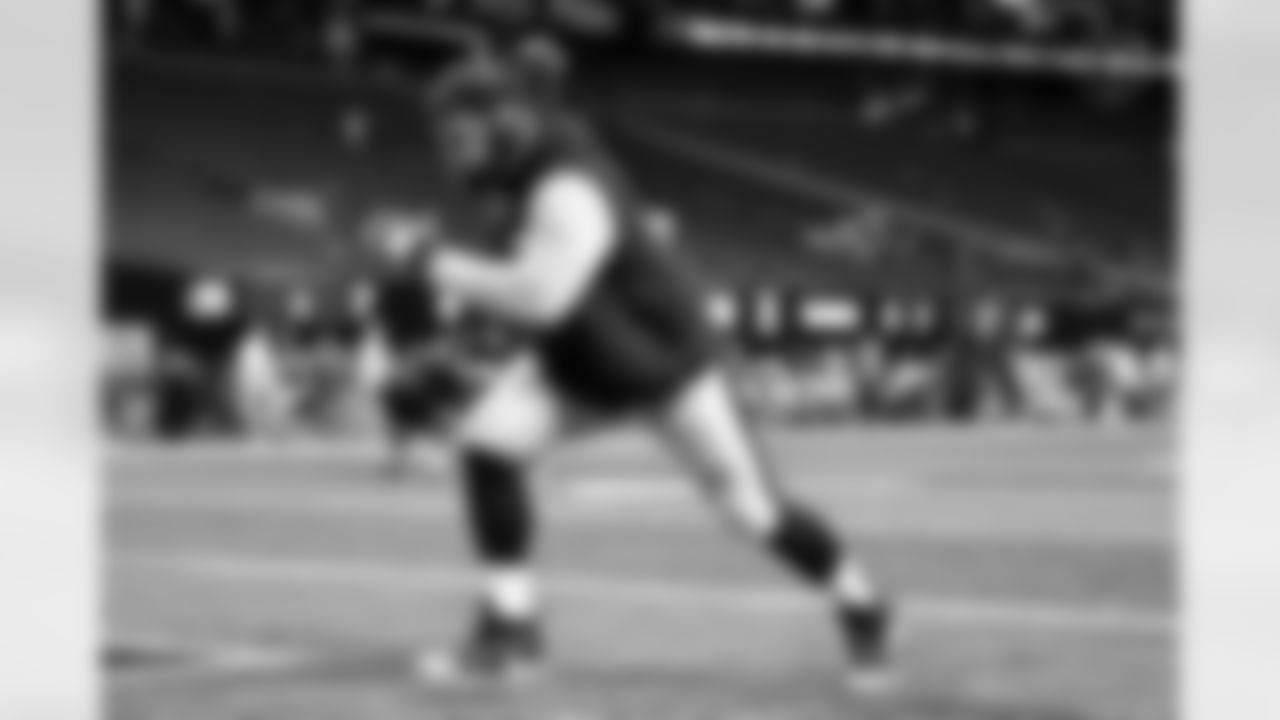 Pittsburgh Steelers defensive tackle Cameron Heyward (97) prior to a regular season game between the Pittsburgh Steelers and the Atlanta Falcons, Sunday, Sept. 8, 2024 in Atlanta, GA. (Kyle Hess / Pittsburgh Steelers)