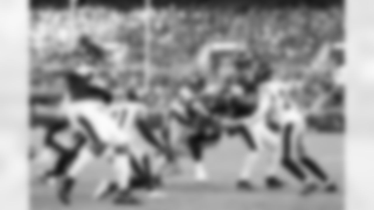 Pittsburgh Steelers linebacker Alex Highsmith (56) during a regular season game between the Pittsburgh Steelers and the Baltimore Ravens, Sunday, Dec. 7, 2025 in Baltimore, MD. The Steelers defeated the Ravens 27-22. (Karl Roser / Pittsburgh Steelers)