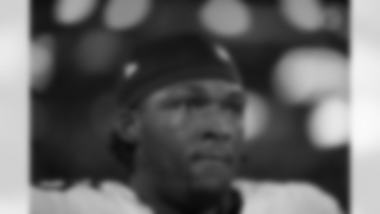 Pittsburgh Steelers linebacker Patrick Queen (6) during a regular season game between the Pittsburgh Steelers and the Los Angeles Chargers, Sunday, Nov. 9, 2025 in Inglewood, CA. (Alysa Rubin / Pittsburgh Steelers)