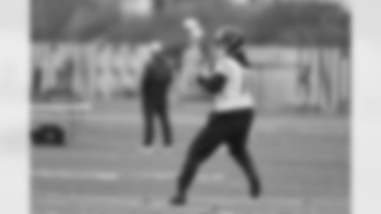 Pittsburgh Steelers quarterback Will Howard (18) during practice at the UPMC Rooney Sports Complex preparing for a Week 12 matchup against the Chicago Bears, Thursday, Nov. 20, 2025 in Pittsburgh, PA. (Karl Roser / Pittsburgh Steelers)