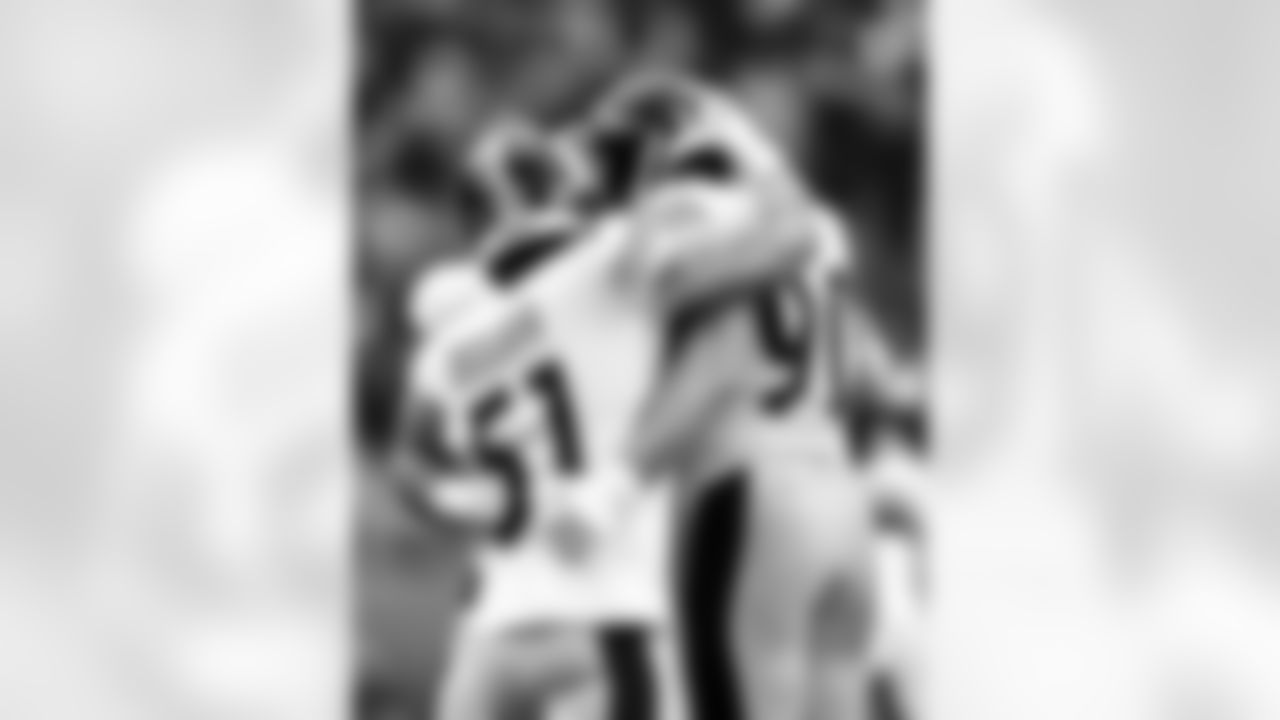 Pittsburgh Steelers linebacker Nick Herbig (51) Pittsburgh Steelers linebacker T.J. Watt (90) during a regular season game between the Pittsburgh Steelers and the Cincinnati Bengals, Sunday, Nov. 26, 2023 in Cincinnati, OH. (Karl Roser / Pittsburgh Steelers)