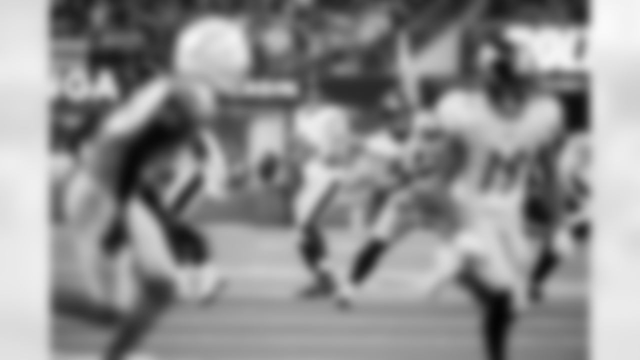 Pittsburgh Steelers quarterback Aaron Rodgers (8) during a regular season game between the Pittsburgh Steelers and the Los Angeles Chargers, Sunday, Nov. 9, 2025 in Inglewood, CA. The Chargers beat the Steelers 25-10. (Karl Roser / Pittsburgh Steelers)