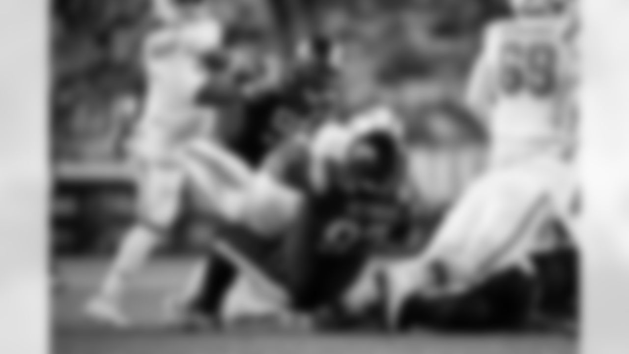 Pittsburgh Steelers defensive tackle Cameron Heyward (97) during a regular season game between the Pittsburgh Steelers and the Miami Dolphins, Monday, Dec. 15, 2025 in Pittsburgh, PA. The Steelers defeated the Dolphins 28-15. (Karl Roser / Pittsburgh Steelers)