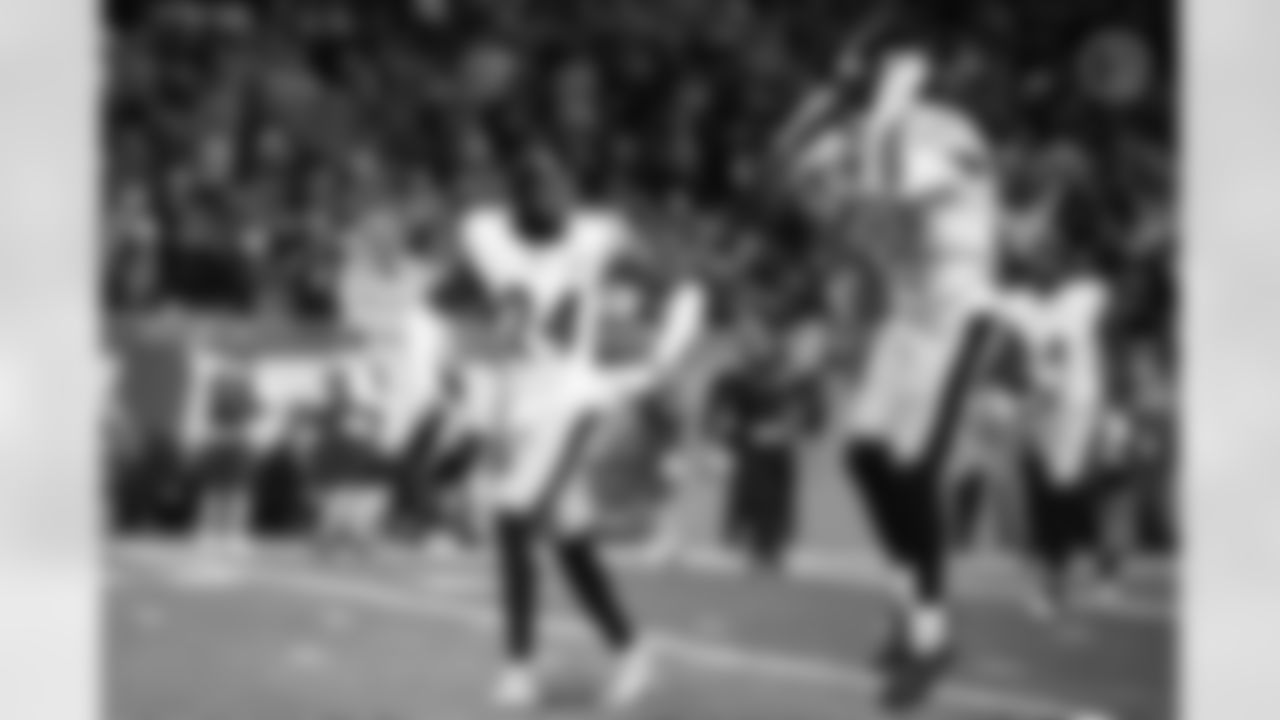 Pittsburgh Steelers cornerback Joey Porter Jr. (24) during a regular season game between the Pittsburgh Steelers and the Detroit Lions, Sunday, Dec. 21, 2025 in Detroit, MI. (Alysa Rubin / Pittsburgh Steelers)