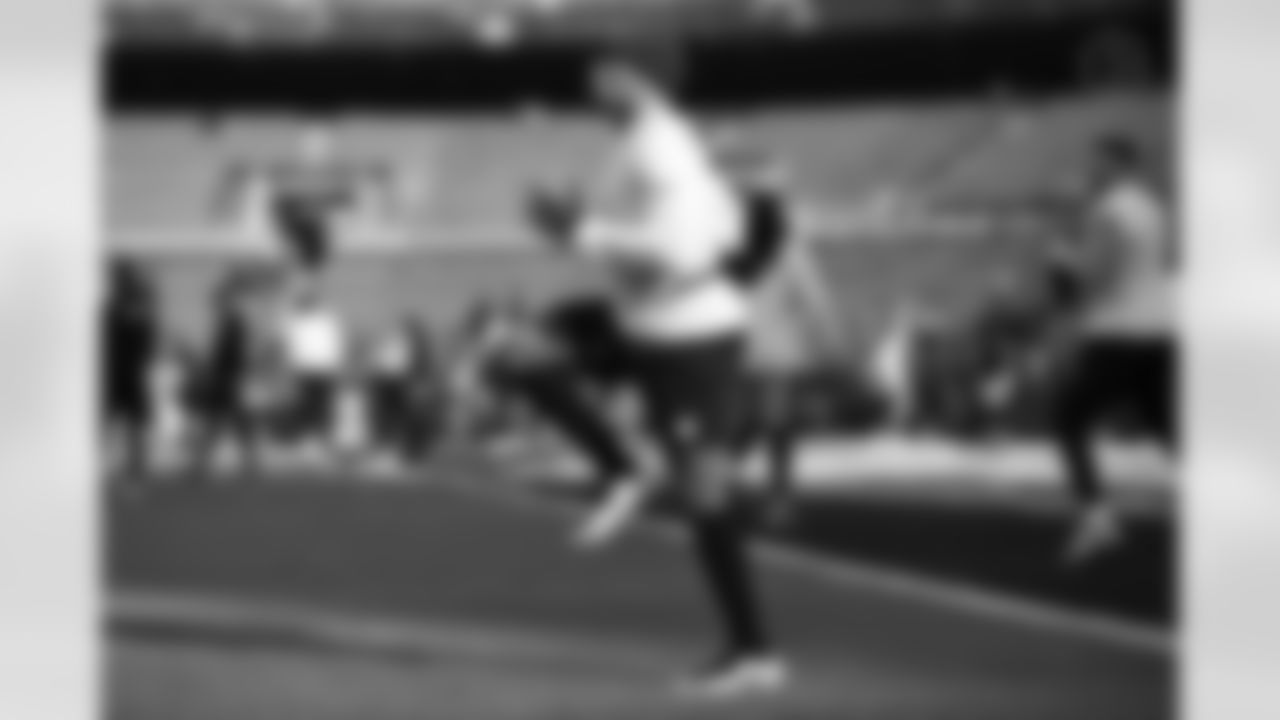 Pittsburgh Steelers defensive back Chuck Clark (21) during a regular season game between the Pittsburgh Steelers and the Baltimore Ravens, Sunday, Dec. 7, 2025 in Baltimore, MD. (Alysa Rubin / Pittsburgh Steelers)