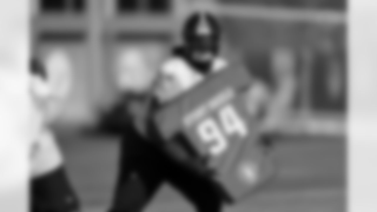 Pittsburgh Steelers offensive tackle David Sharpe (61) during practice at the UPMC Rooney Sports Complex preparing for a Week 16 matchup against the Detroit Lions, Thursday, Dec. 18, 2025 in Pittsburgh, PA. (Karl Roser / Pittsburgh Steelers)