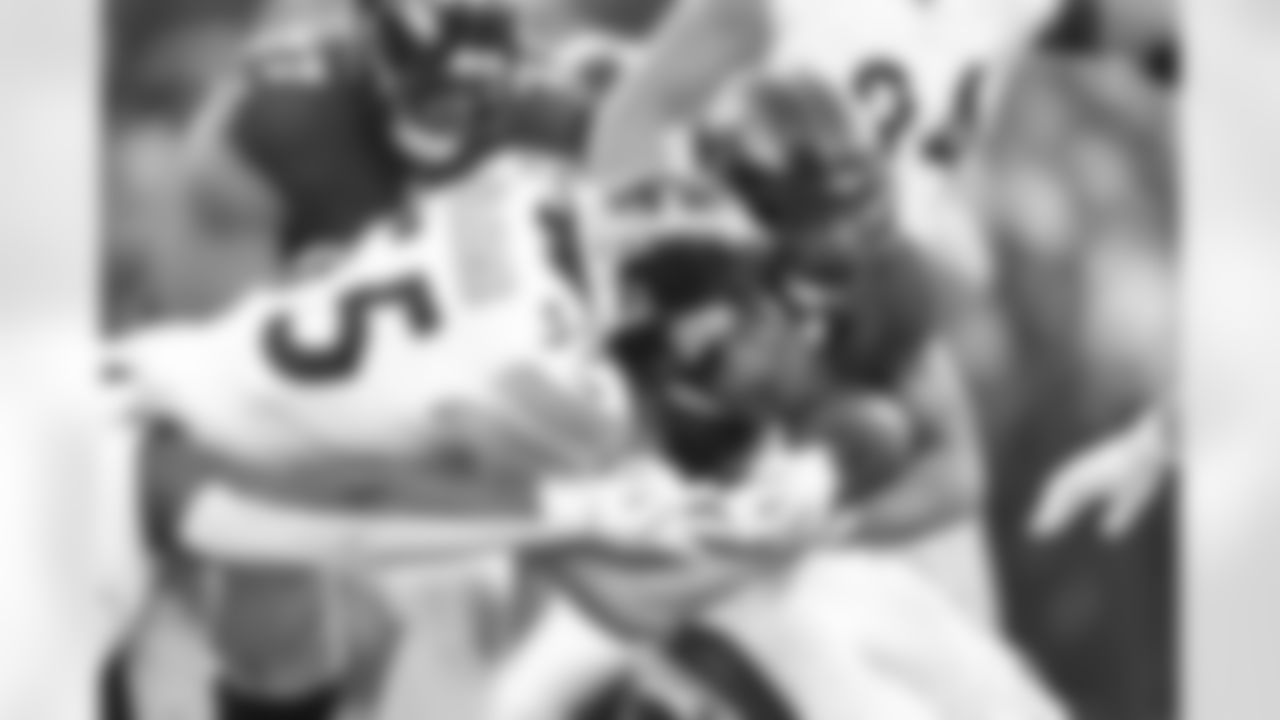 Pittsburgh Steelers linebacker Cole Holcomb (55) during a regular season game between the Pittsburgh Steelers and the Baltimore Ravens, Sunday, Dec. 7, 2025 in Baltimore, MD. (Karl Roser / Pittsburgh Steelers)