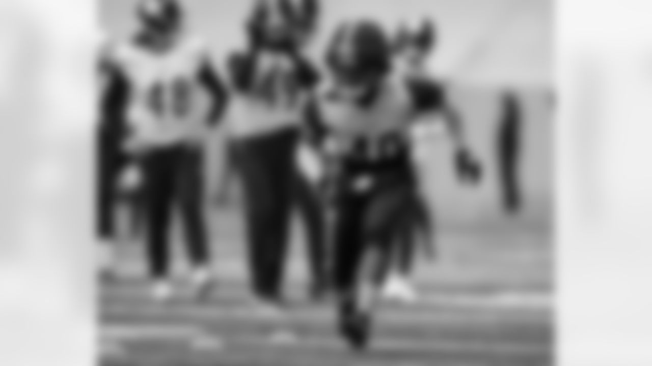 Pittsburgh Steelers safety Jabrill Peppers (40) during practice at the UPMC Rooney Sports Complex preparing for a Week 17 matchup against the Cleveland Browns, Friday, Dec. 26, 2025 in Pittsburgh, PA. (Karl Roser / Pittsburgh Steelers)