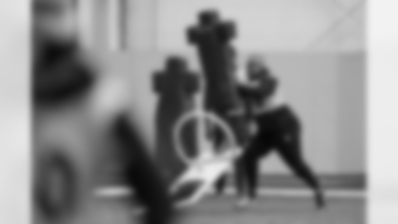 Pittsburgh Steelers defensive end DeMarvin Leal (98) during practice at UPMC Rooney Sports Complex preparing for a Week 18 matchup against the Baltimore Ravens, Wednesday, Dec. 31, 2025 in Pittsburgh, PA. (Karl Roser / Pittsburgh Steelers)