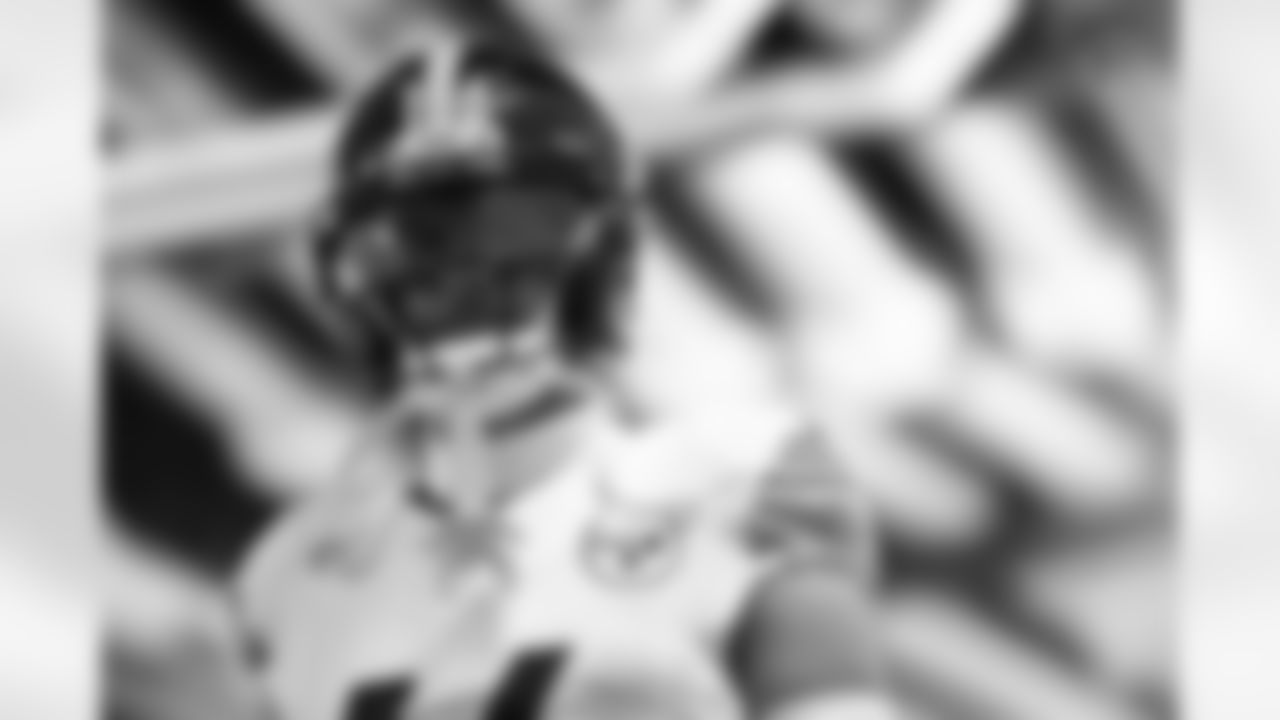 Pittsburgh Steelers wide receiver Adam Thielen (16) during a regular season game between the Pittsburgh Steelers and the Baltimore Ravens, Sunday, Dec. 7, 2025 in Baltimore, MD. (Jared Wickerham / Pittsburgh Steelers)