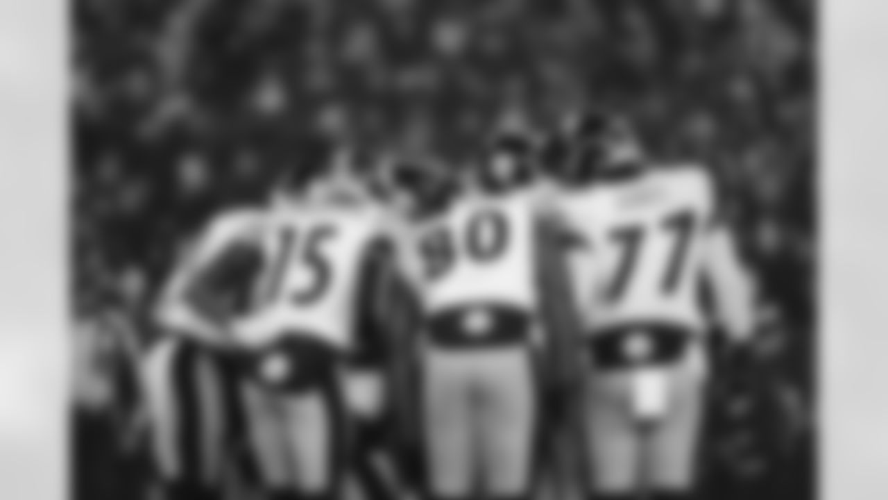 The offense huddles during a postseason Wild Card game between the Pittsburgh Steelers and the Baltimore Ravens, Saturday, Jan. 11, 2025 in Baltimore, MD. (Karl Roser / Pittsburgh Steelers)