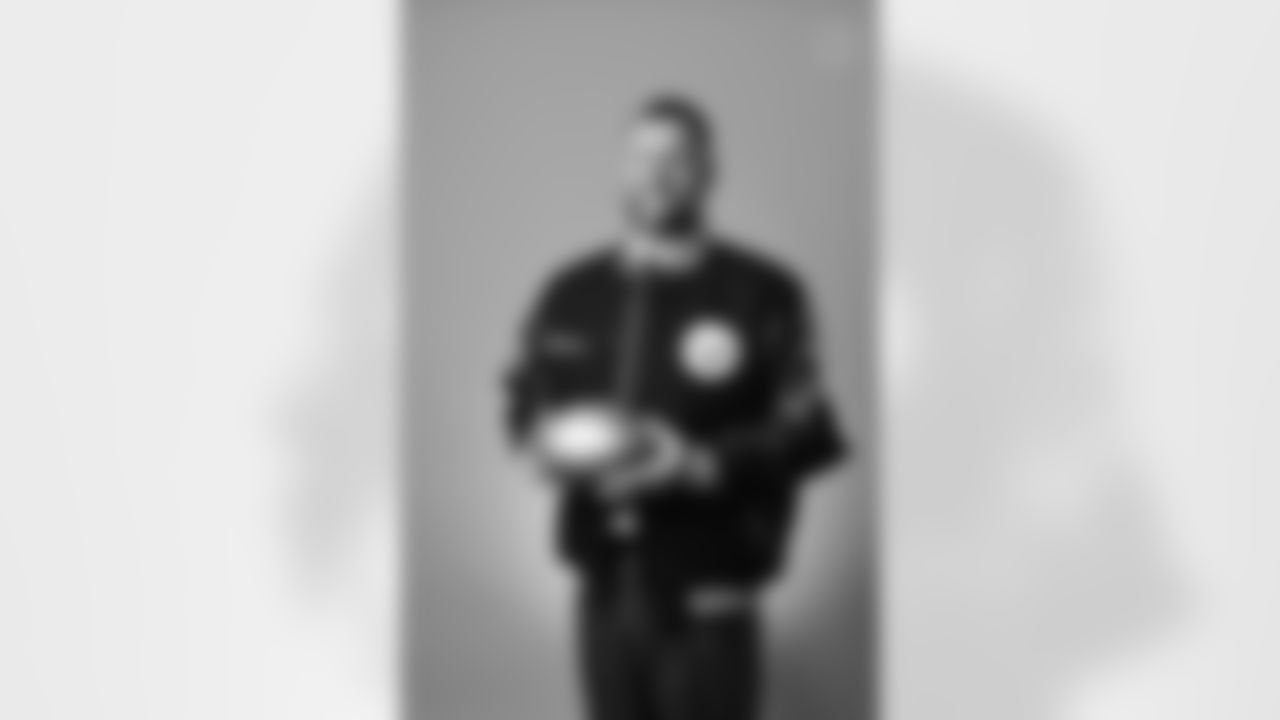 The Pittsburgh Steelers celebrate the 2025 Hall of Honor Class during the Hall of Honor Dinner Ceremony presented by U.S. Steel on Sunday, Dec. 14, 2025 in Pittsburgh, PA. (Karl Roser / Pittsburgh Steelers)