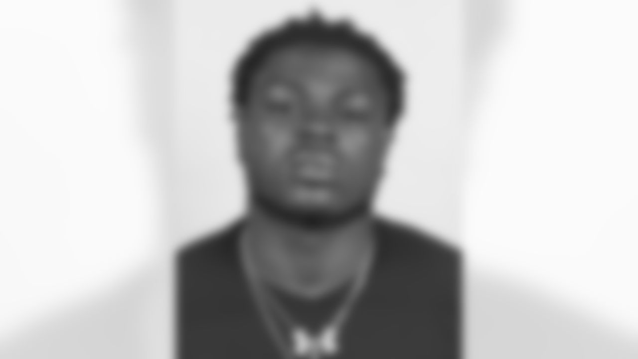 Michigan linebacker Jabrill Peppers poses for a headshot during the 2017 NFL Scouting Combine at Lucas Oil Stadium on Friday, March 3, 2017 in Indianapolis. (Ben Liebenberg via AP)