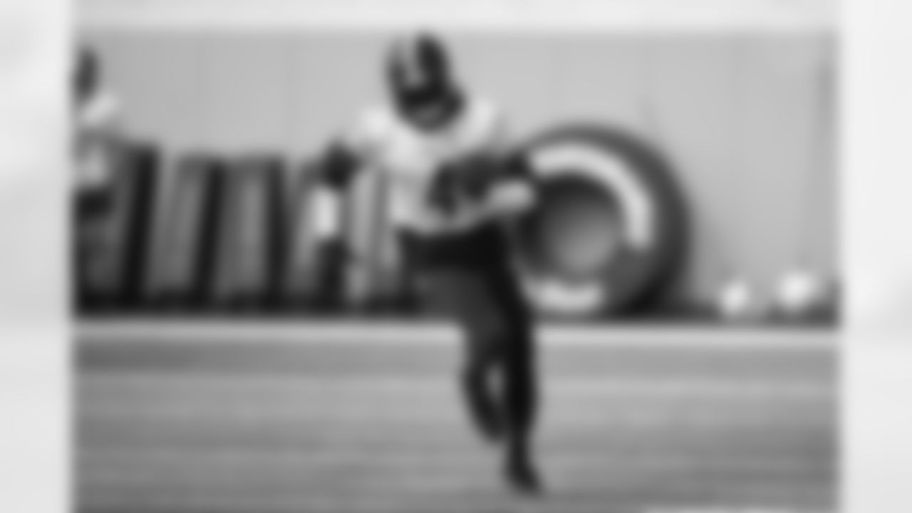 Pittsburgh Steelers wide receiver DK Metcalf (4) during practice at the UPMC Rooney Sports Complex preparing for a Week 15 matchup against the Miami Dolphins, Friday, Dec. 12, 2025 in Pittsburgh, PA. (Karl Roser / Pittsburgh Steelers)