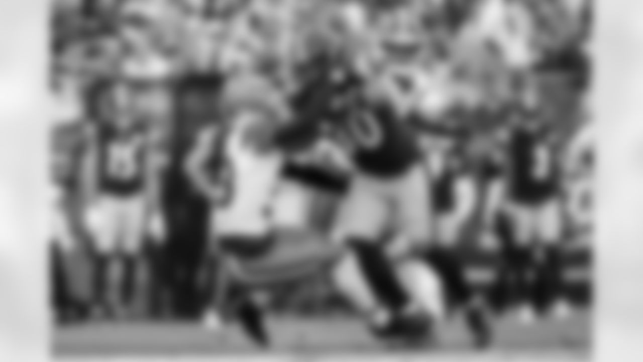 Pittsburgh Steelers running back Jaylen Warren (30) during a regular season game between the Pittsburgh Steelers and the Cleveland Browns, Sunday, Oct. 12, 2025 in Pittsburgh, PA. The Steelers defeated the Browns 23-9. (Jared Wickerham/ Pittsburgh Steelers)