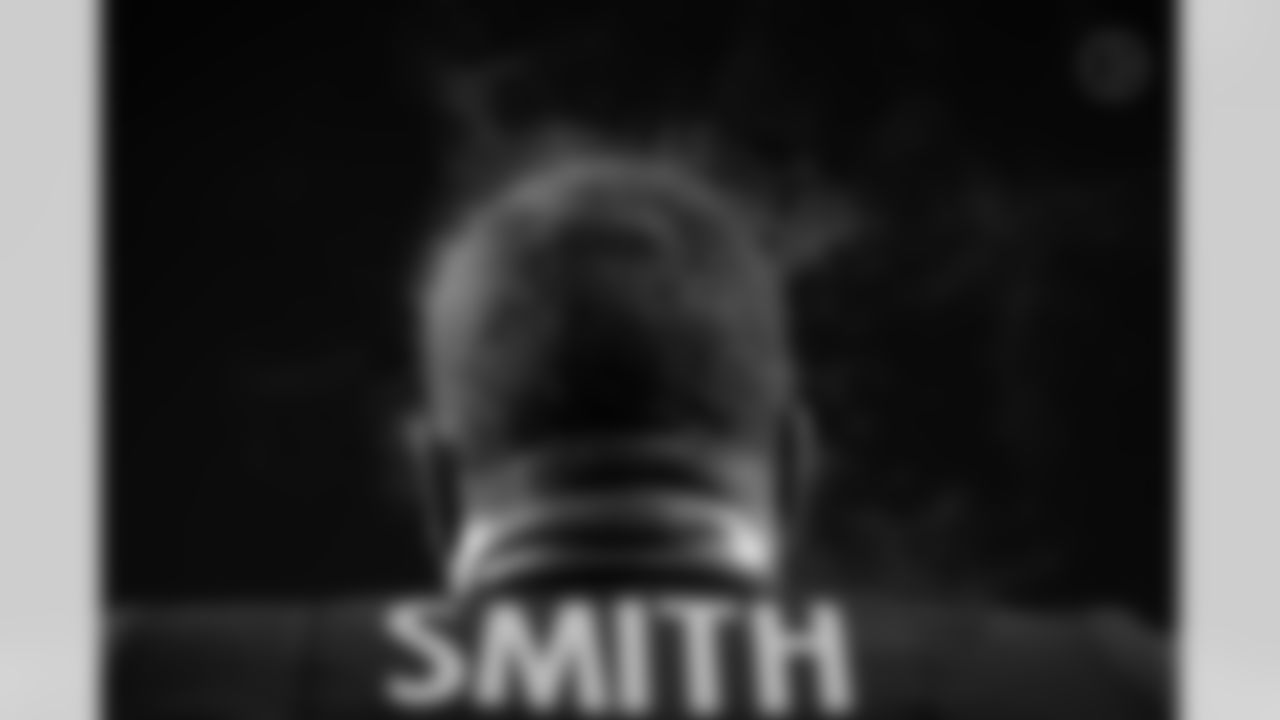 Pittsburgh Steelers tight end Jonnu Smith (81) prior to a regular season game between the Pittsburgh Steelers and the Baltimore Ravens, Sunday, Jan. 4, 2026 in Pittsburgh, PA. The Steelers defeated the Ravens 26-24. (Karl Roser / Pittsburgh Steelers)