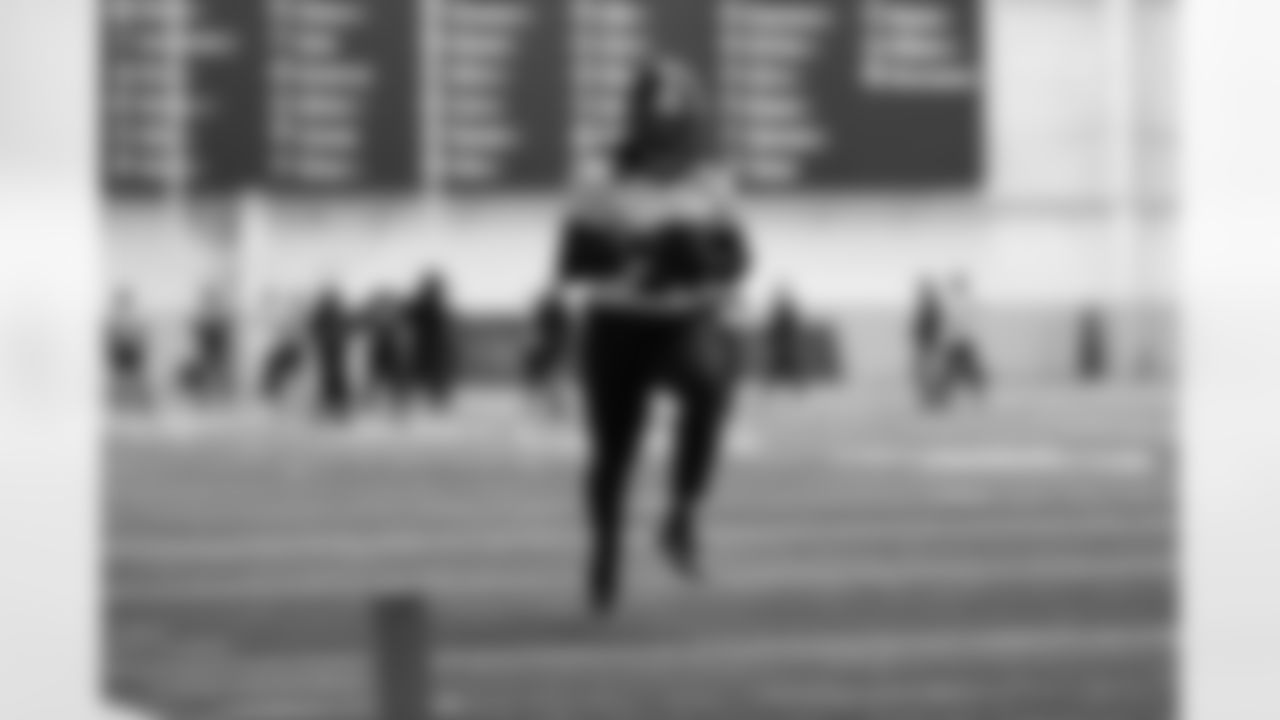 Pittsburgh Steelers running back Kaleb Johnson (20) during practice at the UPMC Rooney Sports Complex preparing for a Wild Card matchup against the Houston Texans, Saturday, Jan. 10, 2026 in Pittsburgh, PA. (Alysa Rubin / Pittsburgh Steelers)