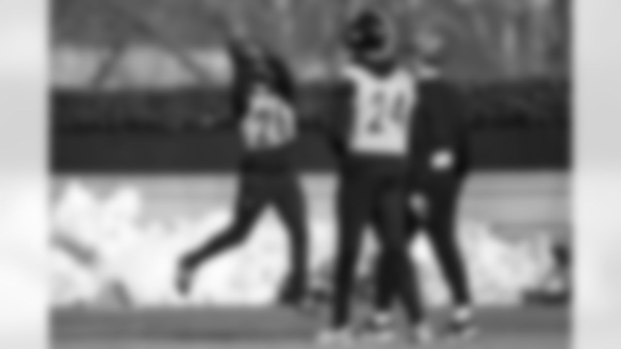 Pittsburgh Steelers cornerback Brandin Echols (26) during practice at the UPMC Rooney Sports Complex preparing for a Week 16 matchup against the Detroit Lions, Thursday, Dec. 18, 2025 in Pittsburgh, PA. (Alysa Rubin / Pittsburgh Steelers)