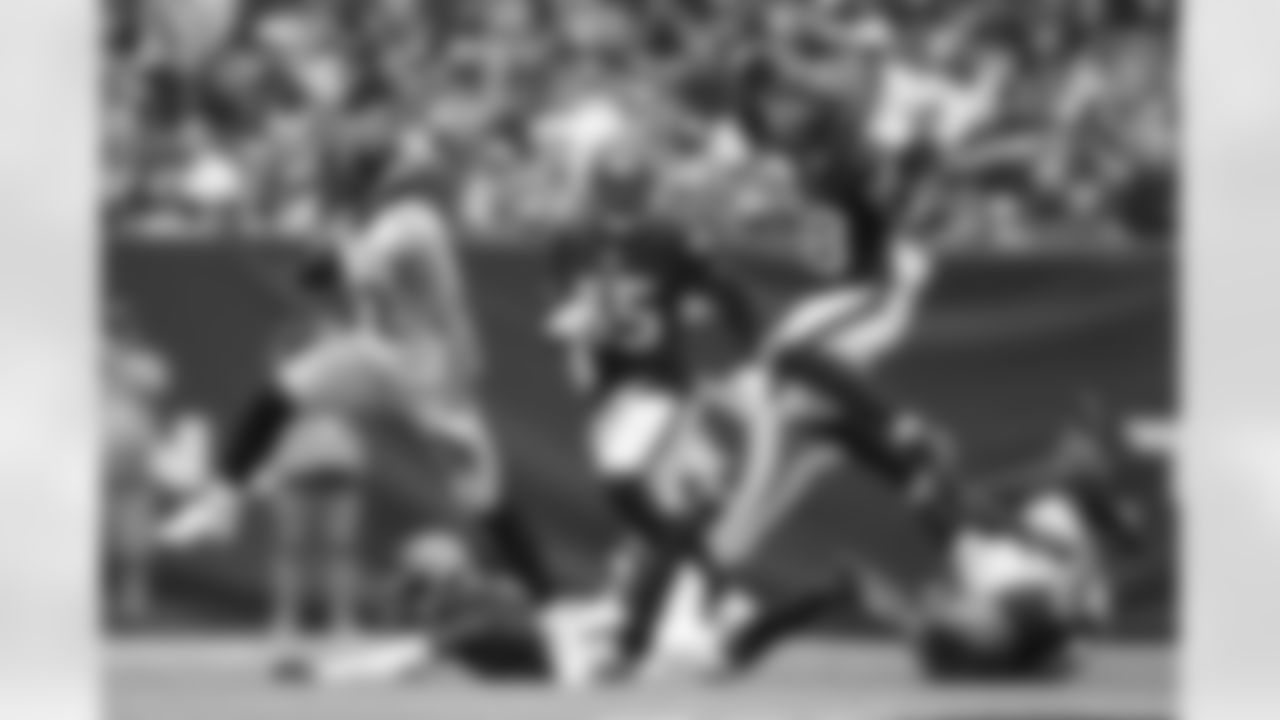 Pittsburgh Steelers running back Najee Harris (22) during a regular season game between the Pittsburgh Steelers and the Houston Texans, Sunday, Oct. 1, 2023 in Houston, TX. The Texans beat the Steelers 30-6. (Karl Roser / Pittsburgh Steelers)