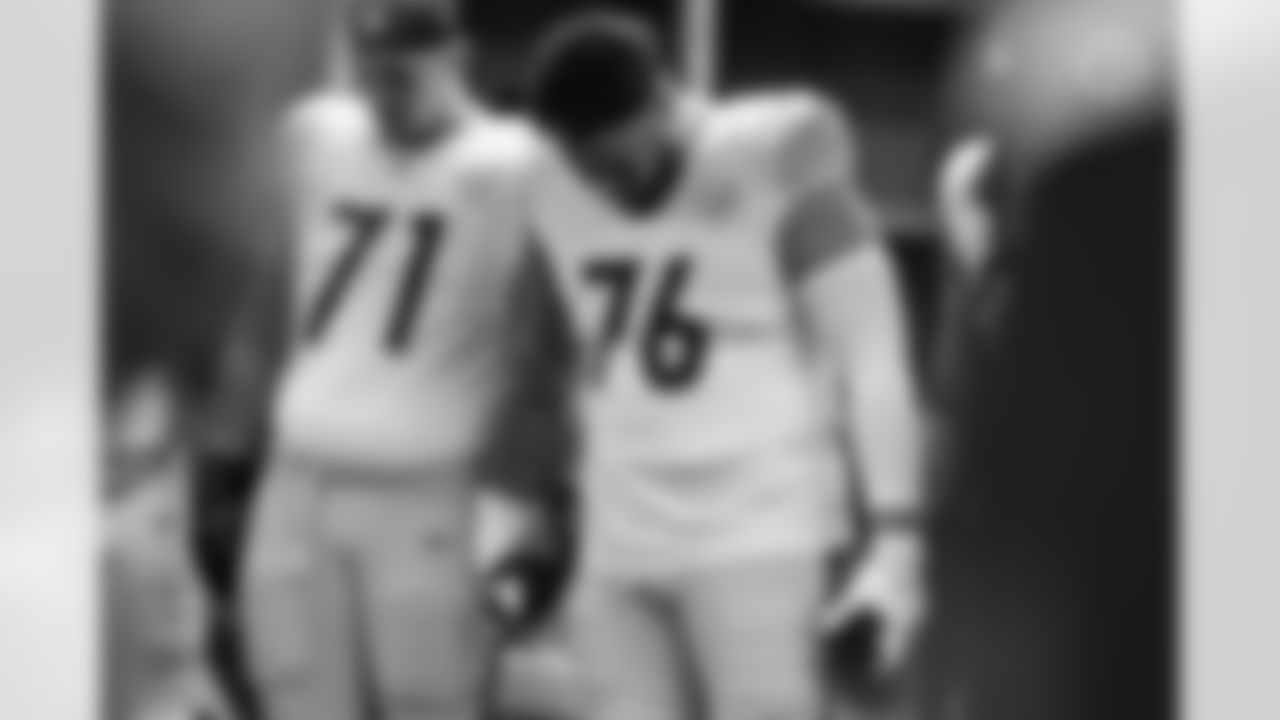 Pittsburgh Steelers offensive tackle Troy Fautanu (76) during a regular season game between the Pittsburgh Steelers and the Detroit Lions, Sunday, Dec. 21, 2025 in Detroit, MI. (Karl Roser / Pittsburgh Steelers)