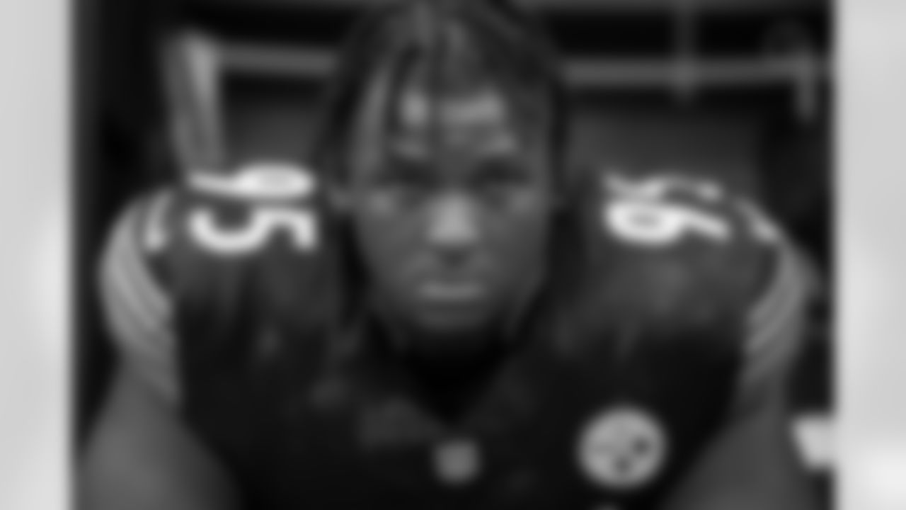 Pittsburgh Steelers defensive tackle Keeanu Benton (95) prior to a regular season game between the Pittsburgh Steelers and the Baltimore Ravens, Sunday, Jan. 4, 2026 in Pittsburgh, PA. The Steelers defeated the Ravens 26-24. (Karl Roser / Pittsburgh Steelers)