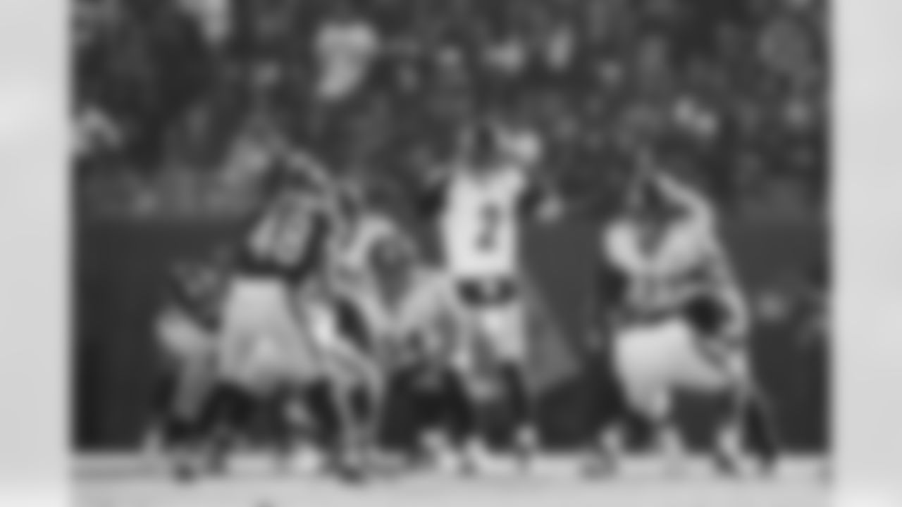 Pittsburgh Steelers quarterback Mason Rudolph (2) during a regular season game between the Pittsburgh Steelers and the Chicago Bears, Sunday, Nov. 23, 2025 in Chicago, IL. (Alysa Rubin / Pittsburgh Steelers)