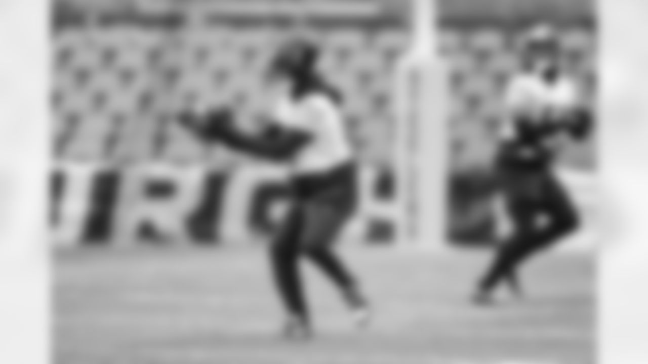 Pittsburgh Steelers wide receiver Adam Thielen (16) during practice at Acrisure Stadium preparing for a Week 18 matchup against the Baltimore Ravens, Friday, Jan. 2, 2026 in Pittsburgh, PA. (Karl Roser / Pittsburgh Steelers)