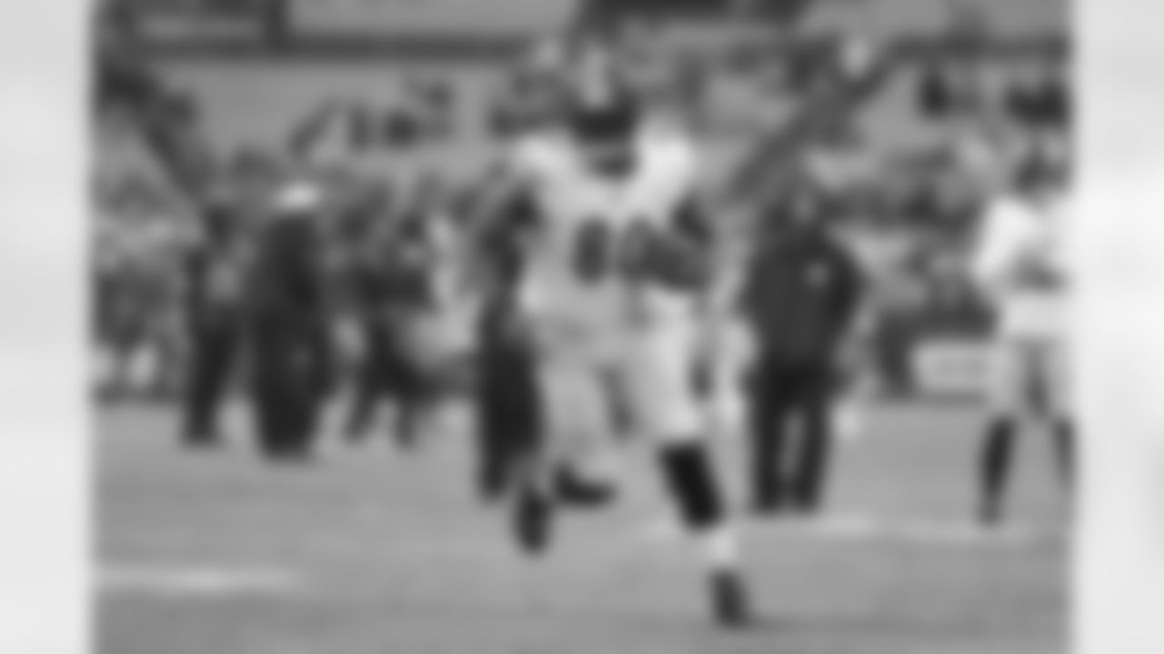 Pittsburgh Steelers tight end Darnell Washington (80) during a regular season game between the Pittsburgh Steelers and the Cleveland Browns, Sunday, Dec. 28, 2025 in Cleveland, OH. (Karl Roser / Pittsburgh Steelers)