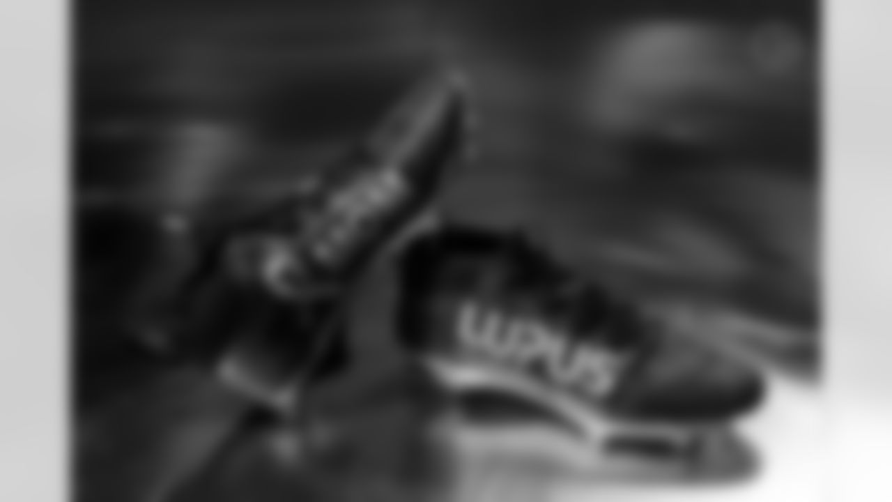 Pittsburgh Steelers defensive lineman Kyler Baugh (65) will showcase his custom cleats supporting the Lupus Foundation of America during Week 13. (Alysa Rubin / Pittsburgh Steelers)