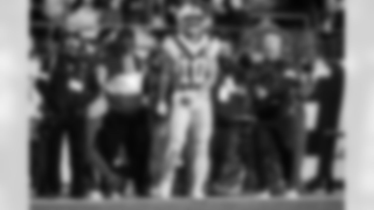 Pittsburgh Steelers wide receiver Roman Wilson (10) celebrates a crucial play during a regular season game against the Green Bay Packers, Sunday, Oct. 26, 2025 in Pittsburgh, PA. The Packers beat the Steelers 35-25. (Alysa Rubin / Pittsburgh Steelers)