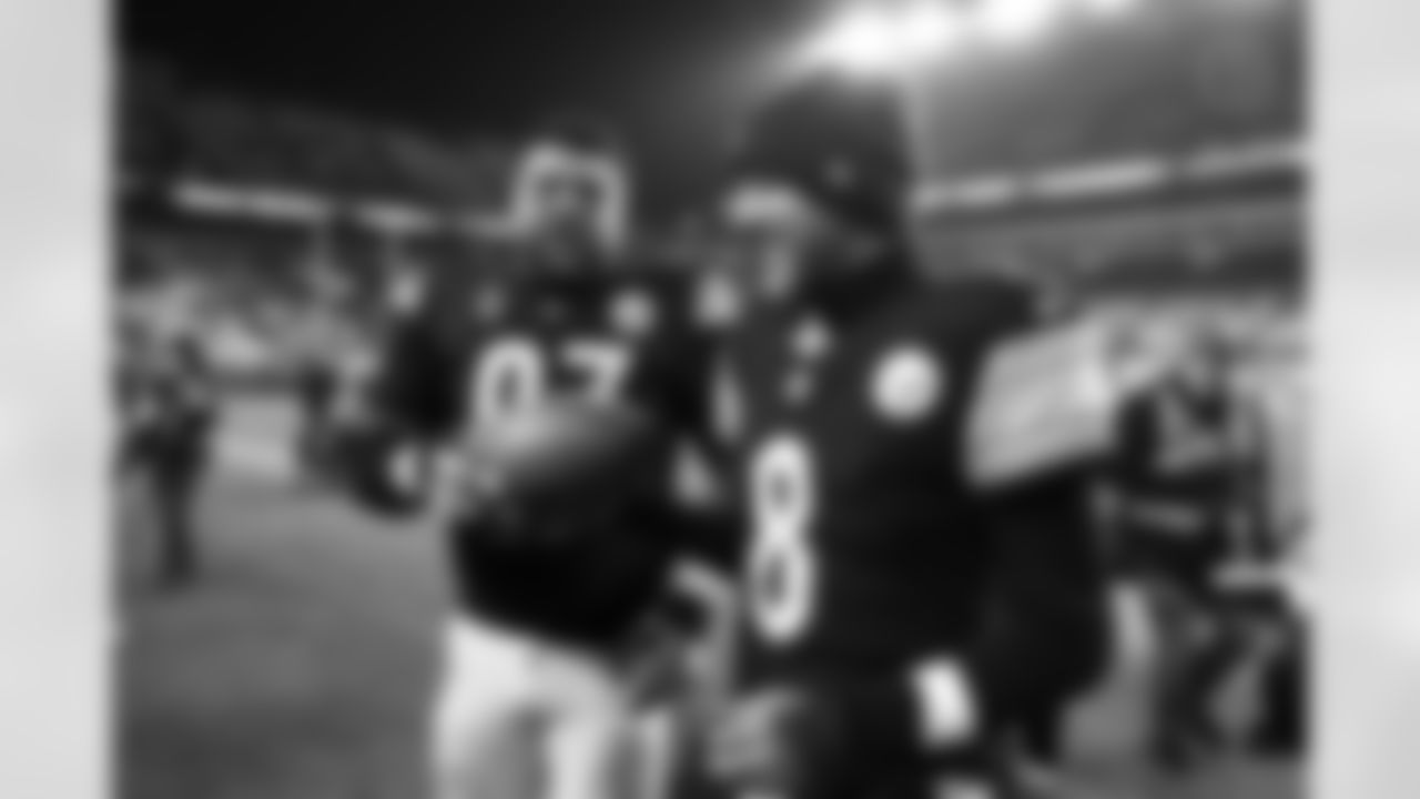 Pittsburgh Steelers defensive tackle Cameron Heyward (97) and Pittsburgh Steelers quarterback Aaron Rodgers (8) during a regular season game between the Pittsburgh Steelers and the Baltimore Ravens, Sunday, Jan. 4, 2026 in Pittsburgh, PA.  (Jared Wickerham / Pittsburgh Steelers)