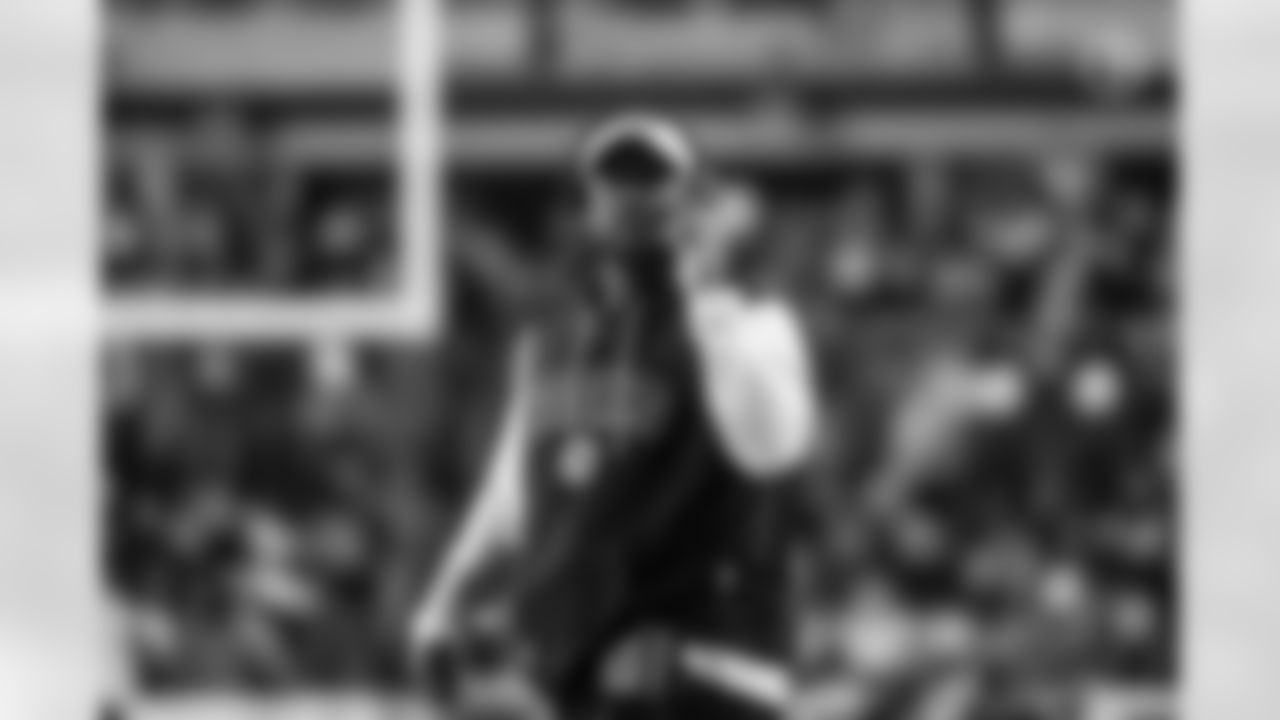 Pittsburgh Steelers head coach Mike Tomlin during a regular season game between the Pittsburgh Steelers and the Baltimore Ravens, Sunday, Jan. 4, 2026 in Pittsburgh, PA. The Steelers defeated the Ravens 26-24. (Taylor Ollason / Pittsburgh Steelers)