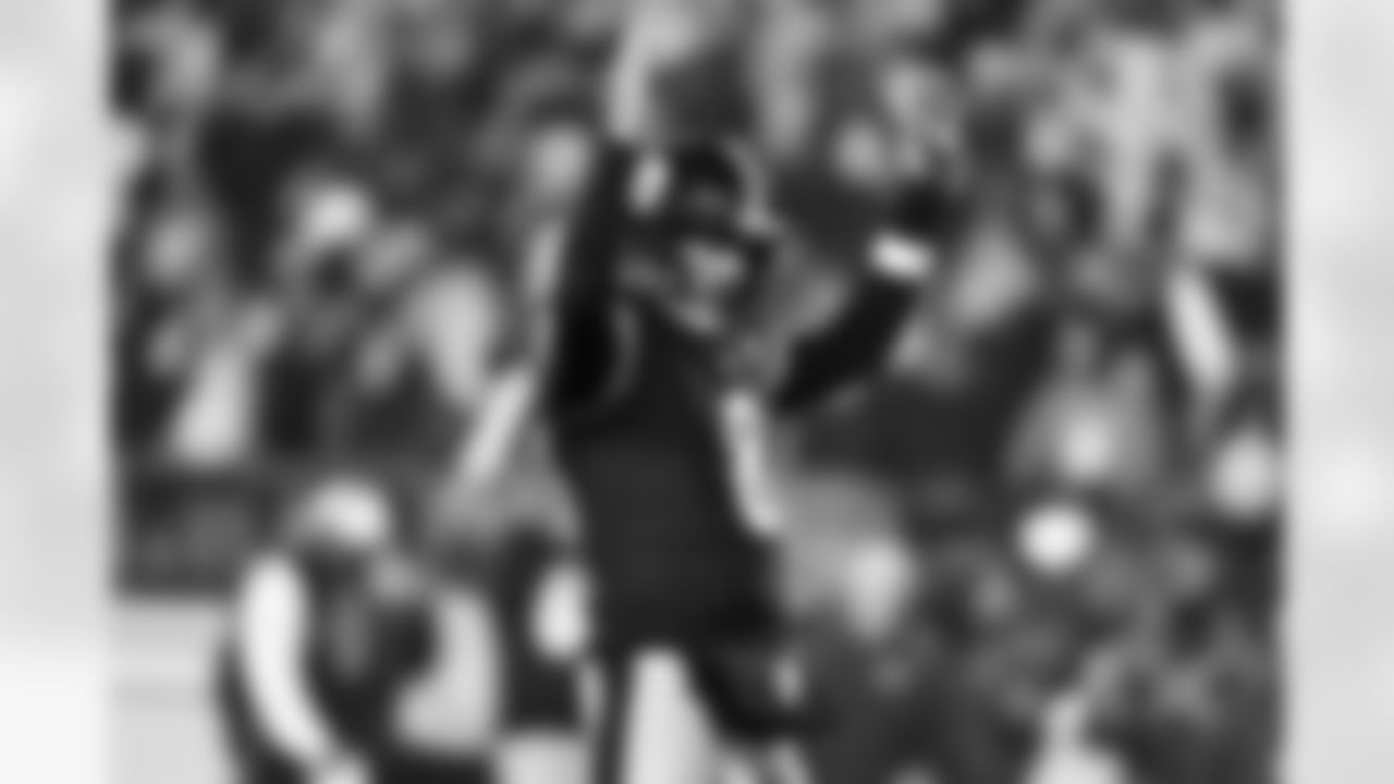 Pittsburgh Steelers quarterback Aaron Rodgers (8) during a regular season game between the Pittsburgh Steelers and the Baltimore Ravens, Sunday, Jan. 4, 2026 in Pittsburgh, PA.  (Karl Roser / Pittsburgh Steelers)