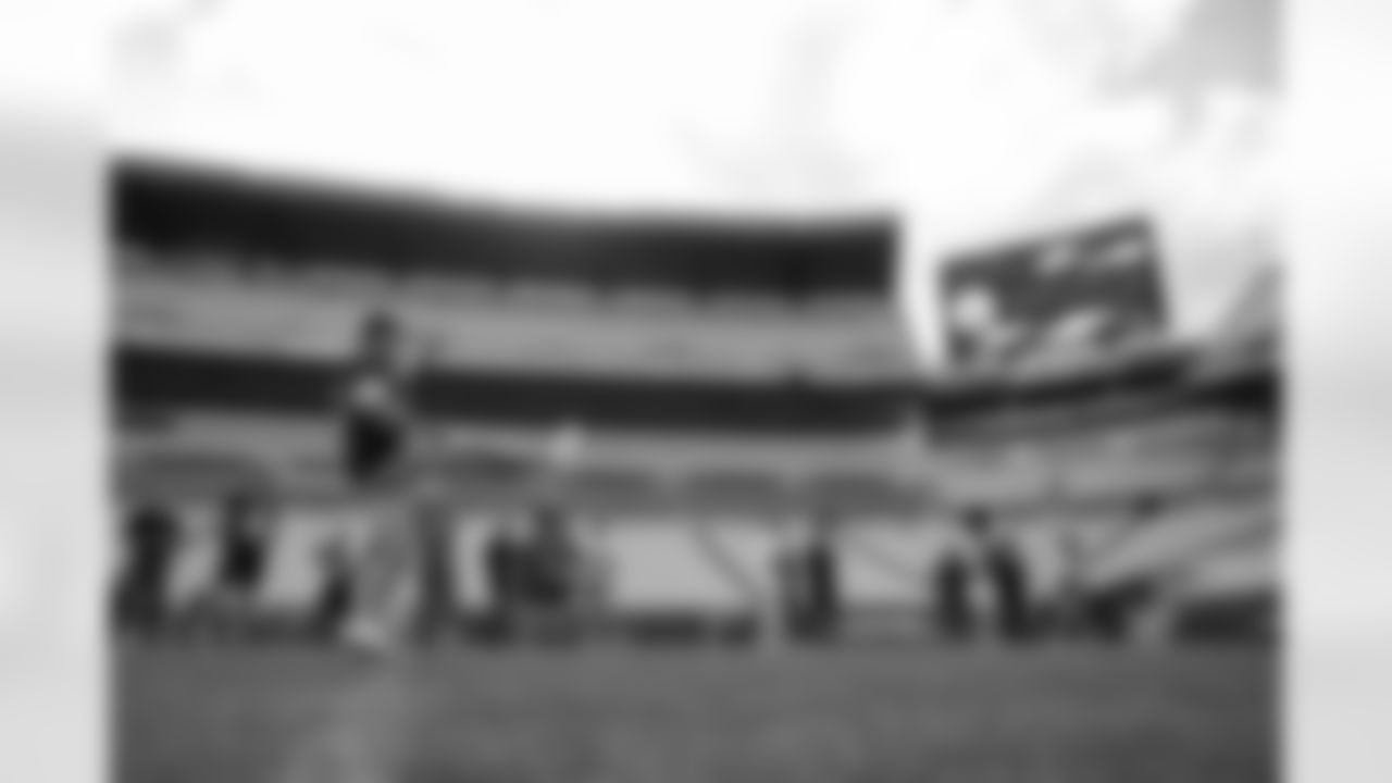 The Steelers host Heroes Night Out giving back to veterans on Tuesday, Sept. 2, 2025 in Pittsburgh, PA. (Alysa Rubin / Pittsburgh Steelers)