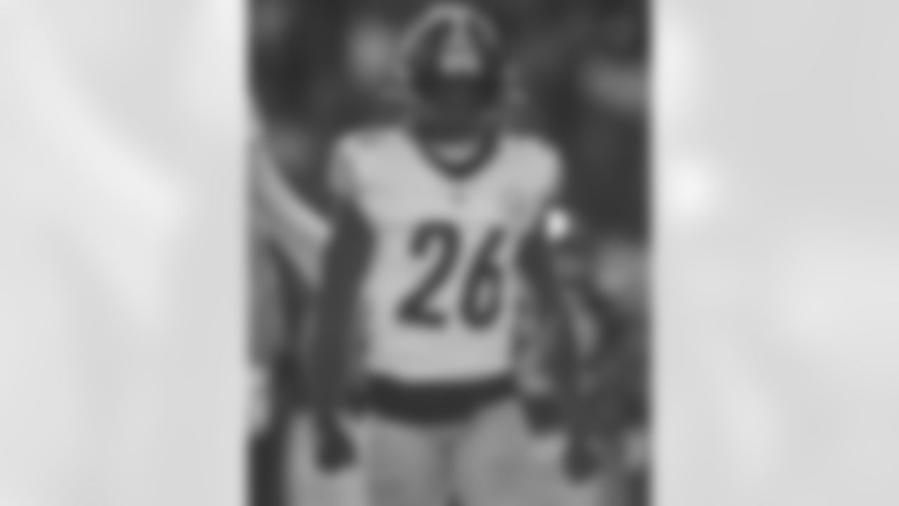 Pittsburgh Steelers cornerback Brandin Echols (26) during a regular season game between the Pittsburgh Steelers and the Chicago Bears, Sunday, Nov. 23, 2025 in Chicago, IL. The Bears beat the Steelers 31-28. (Alysa Rubin / Pittsburgh Steelers)