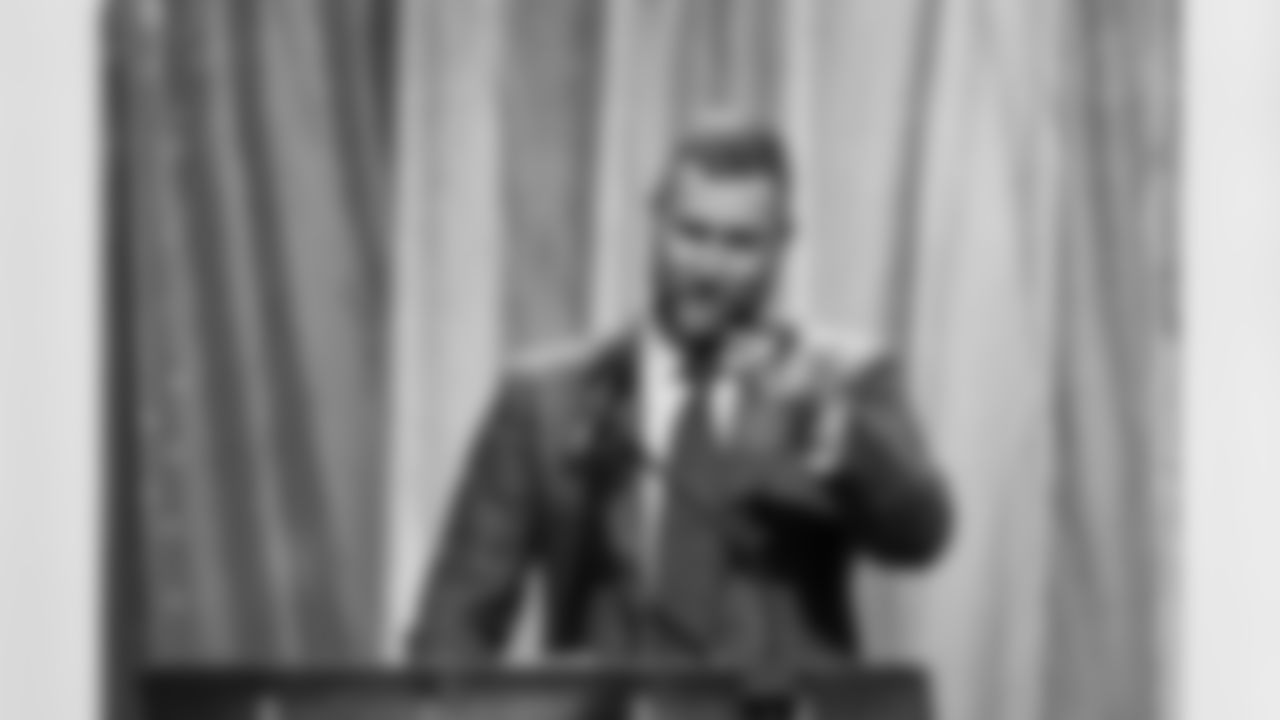 The Pittsburgh Steelers celebrate the 2025 Hall of Honor Class during the Hall of Honor Dinner Ceremony presented by U.S. Steel on Sunday, Dec. 14, 2025 in Pittsburgh, PA. (Alysa Rubin / Pittsburgh Steelers)