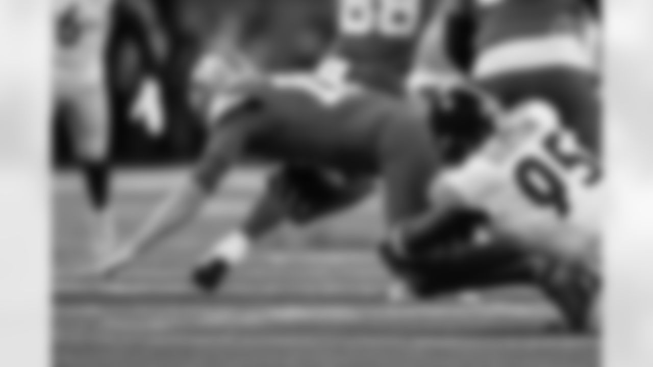 Pittsburgh Steelers defensive tackle Keeanu Benton (95) during a regular season game between the Pittsburgh Steelers and the Detroit Lions, Sunday, Dec. 21, 2025 in Detroit, MI. (Alysa Rubin / Pittsburgh Steelers)