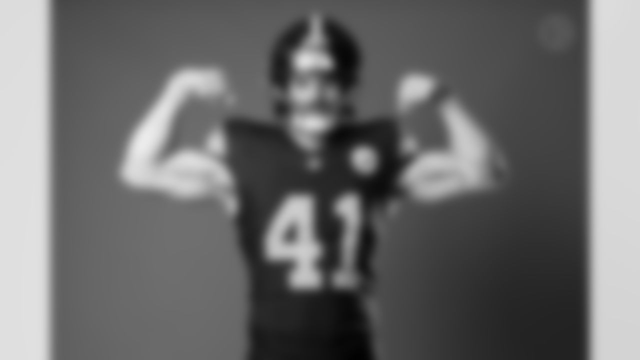 Pittsburgh Steelers linebacker Payton Wilson (41) wears the color rush uniform during a photoshoot, Tuesday, Dec. 2, 2025 in Pittsburgh, PA. (Alysa Rubin / Pittsburgh Steelers)
