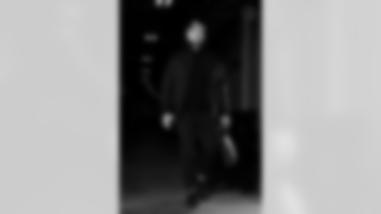 Pittsburgh Steelers linebacker Cole Holcomb (55) during a regular season game between the Pittsburgh Steelers and the Miami Dolphins, Monday, Dec. 15, 2025 in Pittsburgh, PA. (Alysa Rubin / Pittsburgh Steelers)