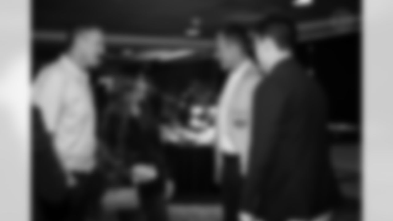 The Pittsburgh Steelers celebrated the 20th anniversary of Super Bowl XL during the Alumni Weekend Dinner at Acrisure Stadium benefitting the UPMC Sports Medicine Concussion Program, Saturday, Nov. 1, 2025 in Pittsburgh, PA. (Alysa Rubin / Pittsburgh Steelers)