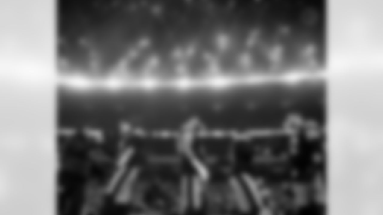 Pittsburgh Steelers safety Miles Killebrew (28), Pittsburgh Steelers quarterback Mason Rudolph (2), Pittsburgh Steelers offensive tackle Dylan Cook (60), Pittsburgh Steelers offensive lineman Spencer Anderson (74) and Pittsburgh Steelers center Ryan McCollum (62) prior to a regular season game against the Baltimore Ravens, Sunday, Jan. 4, 2026 in Pittsburgh, PA. The Steelers defeated the Ravens 26-24. (Alysa Rubin / Pittsburgh Steelers)