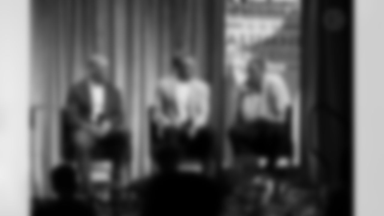 The Pittsburgh Steelers celebrated the 20th anniversary of Super Bowl XL during the Alumni Weekend Dinner at Acrisure Stadium benefitting the UPMC Sports Medicine Concussion Program, Saturday, Nov. 1, 2025 in Pittsburgh, PA. (Alysa Rubin / Pittsburgh Steelers)