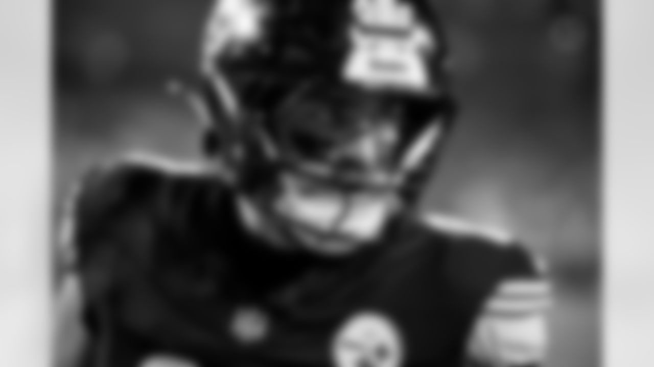 Pittsburgh Steelers tight end Pat Freiermuth (88) prior to a regular season game between the Pittsburgh Steelers and the Baltimore Ravens, Sunday, Jan. 4, 2026 in Pittsburgh, PA. The Steelers defeated the Ravens 26-24. (Karl Roser / Pittsburgh Steelers)