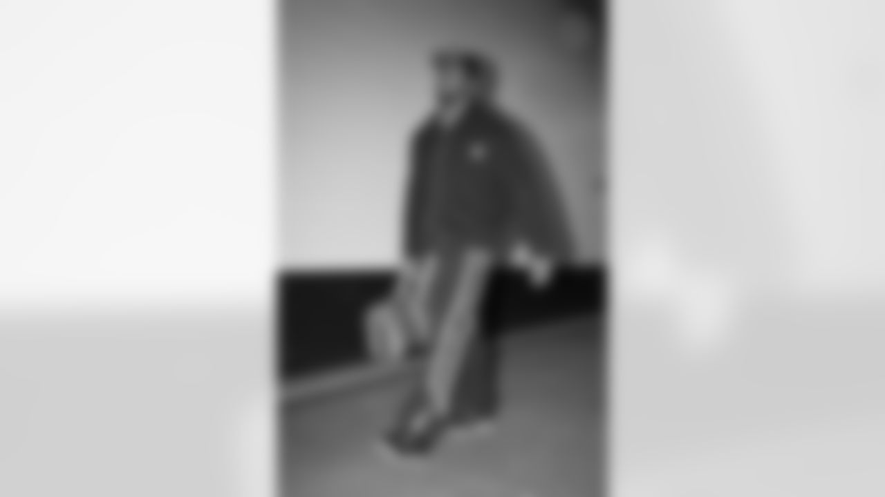 Pittsburgh Steelers tight end Jonnu Smith (81) during a regular season game between the Pittsburgh Steelers and the Cleveland Browns, Sunday, Dec. 28, 2025 in Cleveland, OH. (Alysa Rubin / Pittsburgh Steelers)