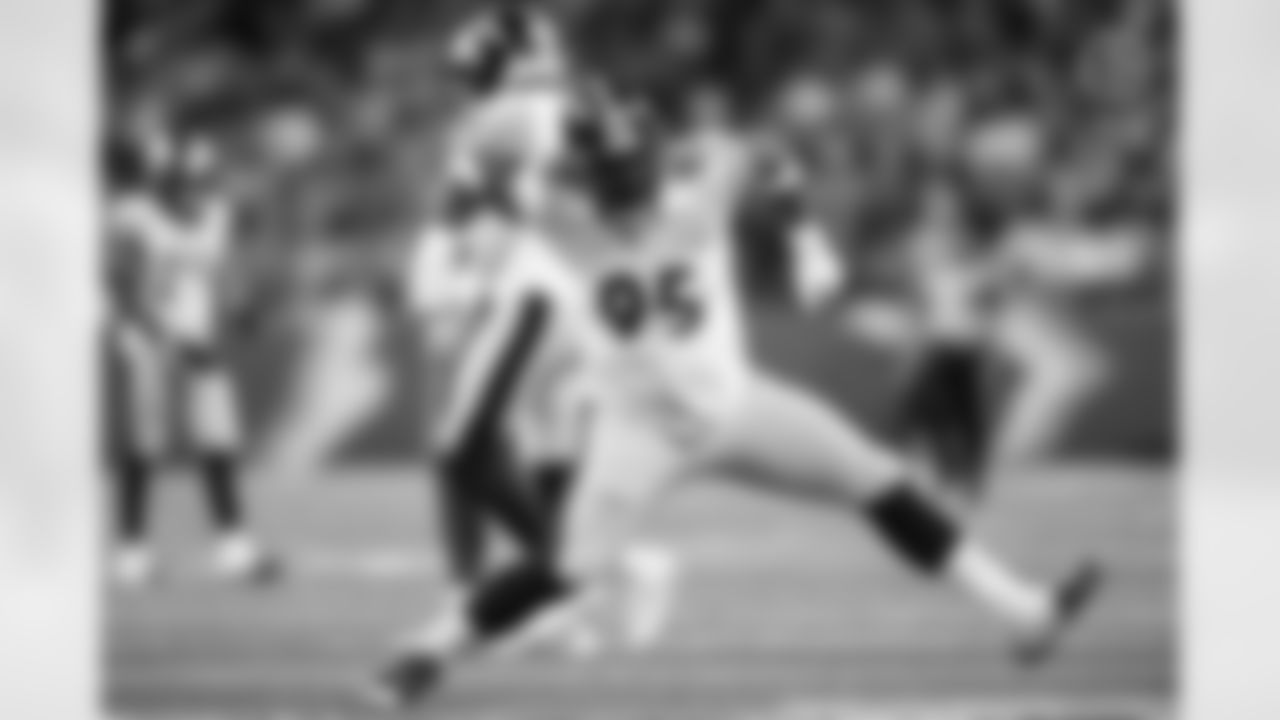 Pittsburgh Steelers defensive tackle Keeanu Benton (95) during a regular season game between the Pittsburgh Steelers and the Detroit Lions, Sunday, Dec. 21, 2025 in Detroit, MI. (Alysa Rubin / Pittsburgh Steelers)