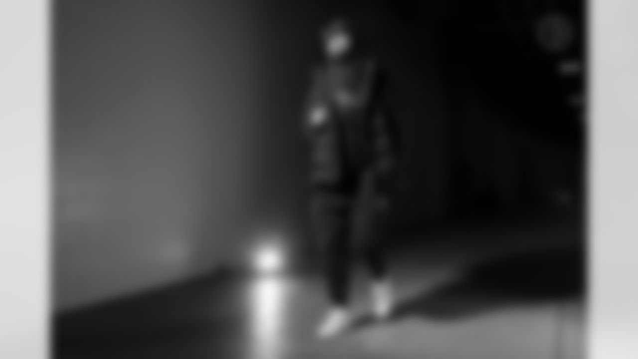 Pittsburgh Steelers quarterback Skylar Thompson (17) during a postseason Wild Card game between the Pittsburgh Steelers and the Houston Texans, Monday, Jan. 12, 2026 in Pittsburgh, PA. (Karl Roser / Pittsburgh Steelers)