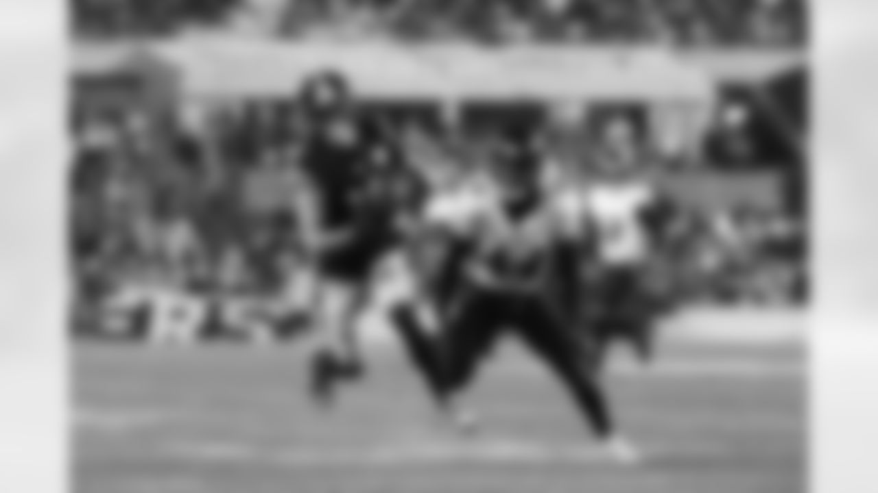 Pittsburgh Steelers wide receiver Adam Thielen (16) during a regular season game between the Pittsburgh Steelers and the Baltimore Ravens, Sunday, Jan. 4, 2026 in Pittsburgh, PA.  (Jared Wickerham / Pittsburgh Steelers)