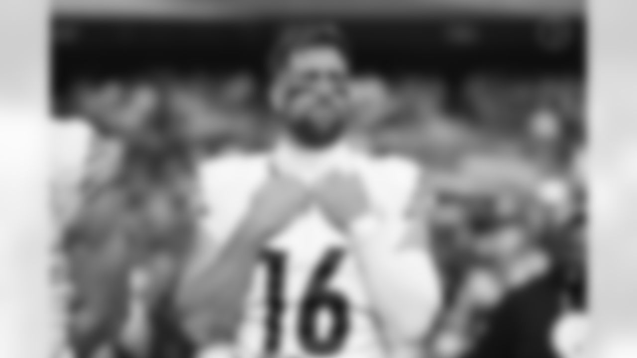 Pittsburgh Steelers wide receiver Adam Thielen (16) during a regular season game between the Pittsburgh Steelers and the Baltimore Ravens, Sunday, Dec. 7, 2025 in Baltimore, MD. (Karl Roser / Pittsburgh Steelers)