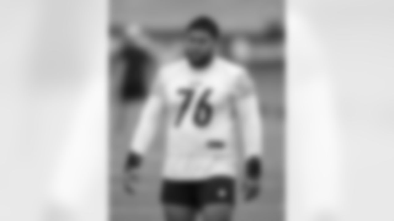 Pittsburgh Steelers offensive tackle Troy Fautanu (76) trains at Saint Vincent College during the 2024 Steelers Training Camp on Saturday August 3, 2024 in Latrobe, PA. (Karl Roser / Pittsburgh Steelers)
