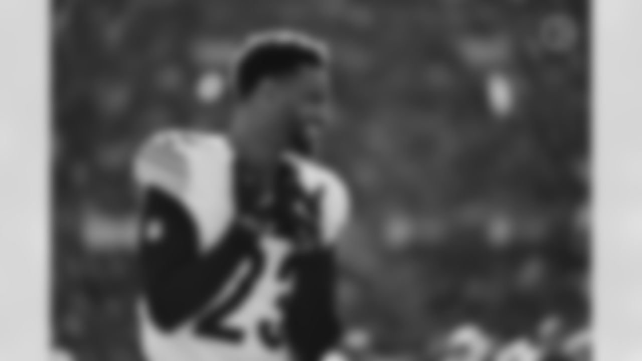 Pittsburgh Steelers cornerback Darius Slay (23) during a regular season game between the Pittsburgh Steelers and the Chicago Bears, Sunday, Nov. 23, 2025 in Chicago, IL. (Karl Roser / Pittsburgh Steelers)